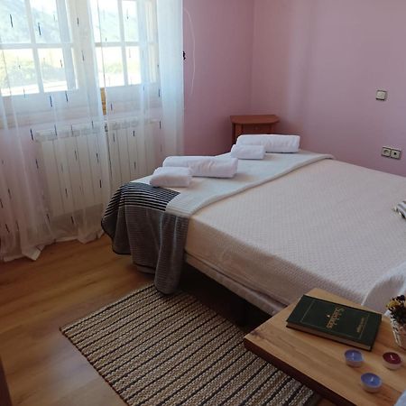 Hotel Pico Espiguete Alba De Los Cardanos Екстер'єр фото