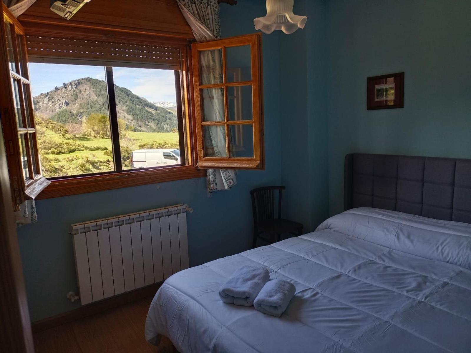 Hotel Pico Espiguete Alba De Los Cardanos Екстер'єр фото
